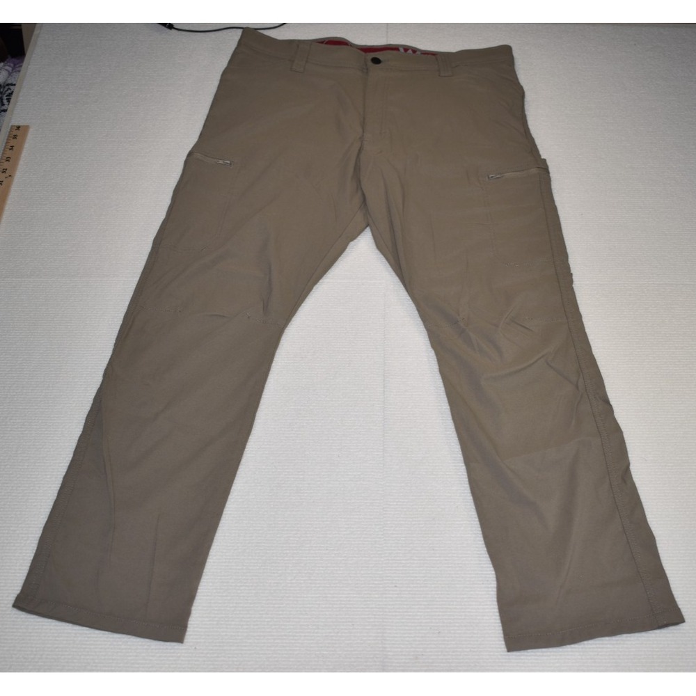 Wrangler Outdoor Cargo Pants Men's Size 36x30 Khaki Flex Waist Zip Pockets